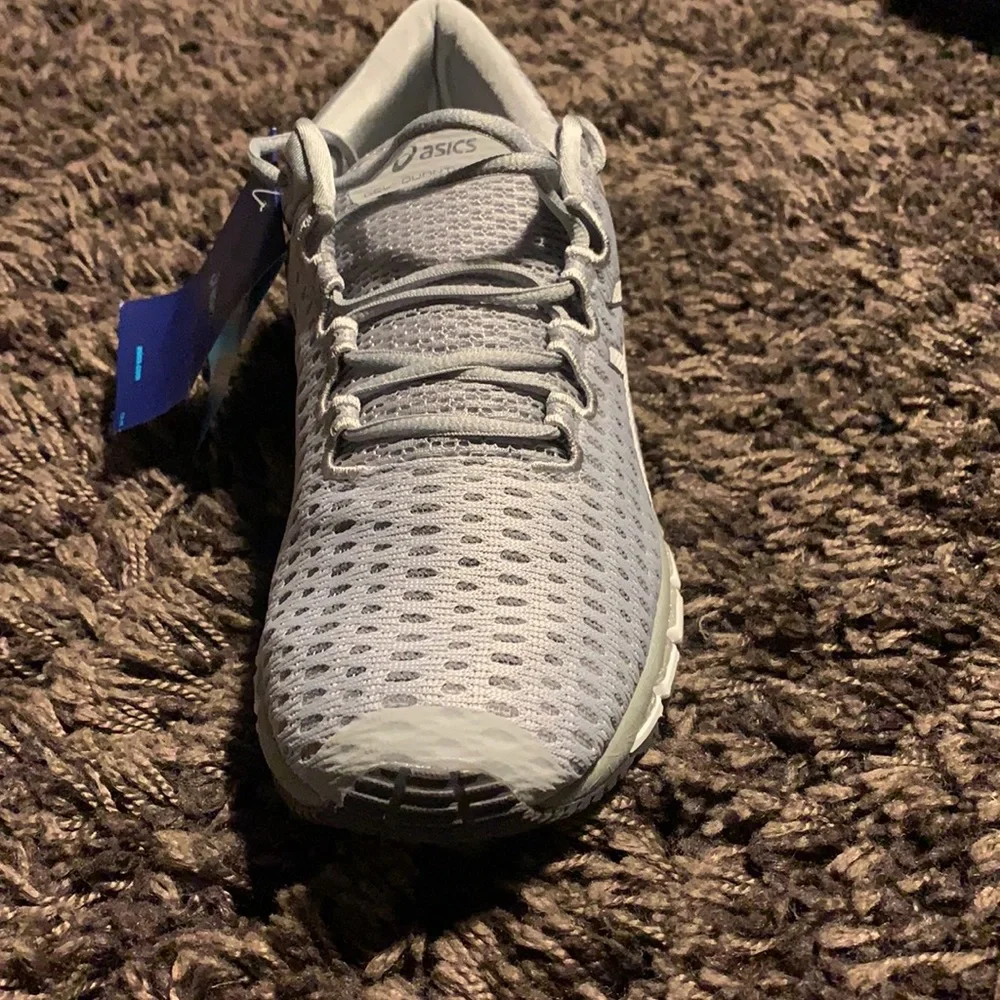 ASICS - Picture 4 of 4